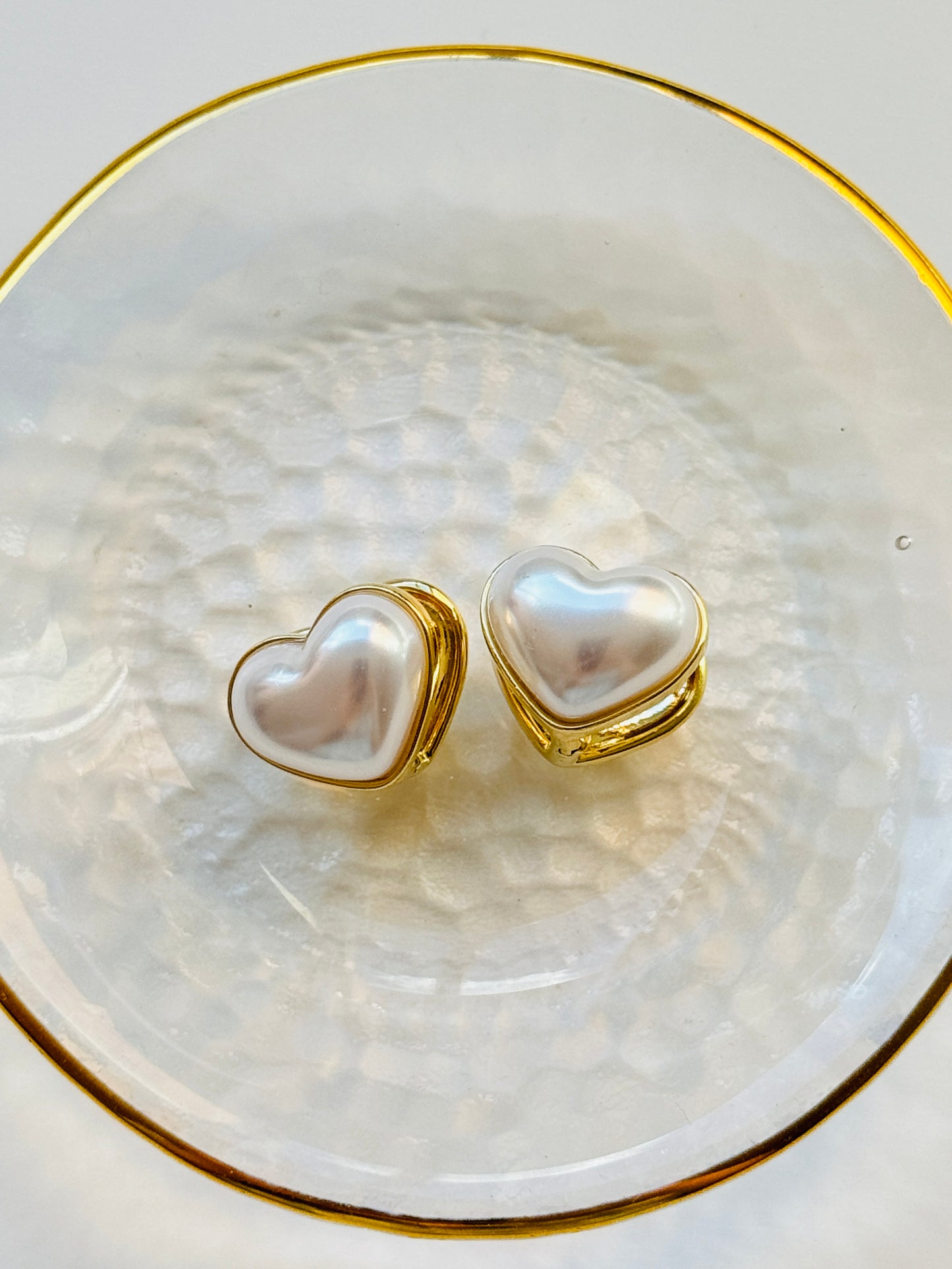 Sweet Heart Pearl Earrings