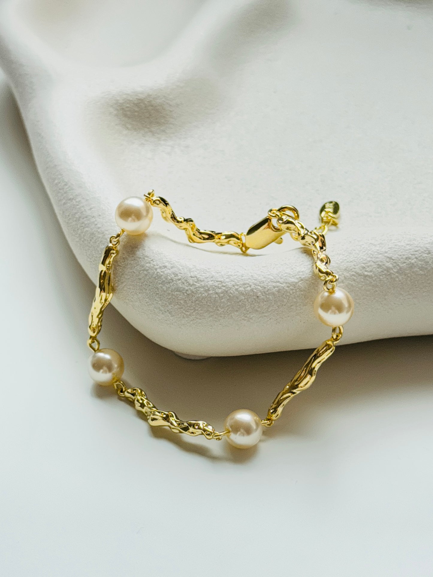 Chain Pearl Bracelet