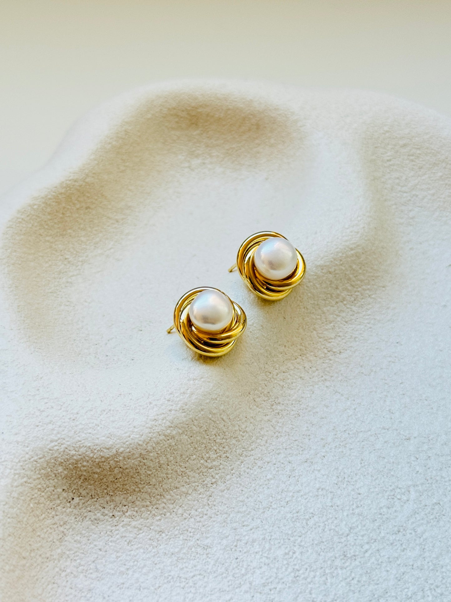 Vintage Pearl Earrings